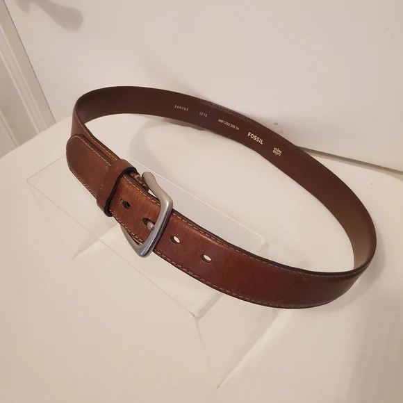Fossil "Joe" Brown Leather Belt Size 38, Casual, Classic - Picture 2 of 13